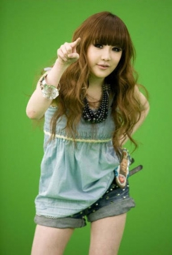 [Verified] Roleplayer from @WorldRoleplayer || Main vocal of 2NE1, corn holic X3