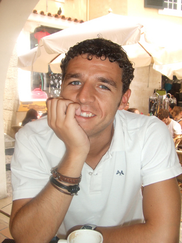 carliche's profile picture. 