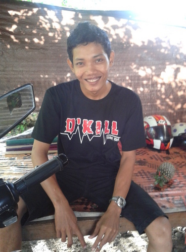 zainul_89's profile picture. my phone.081999456939_or YM.  zains89@yahoo.com