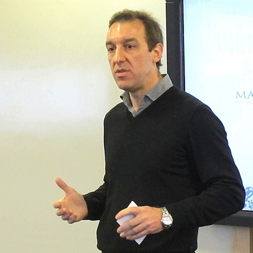 RixonDan's profile picture. helping organisations perform better by thinking and working differently