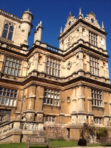 We are a group of Collaboratively trained lawyers and other professionals in the Nottingham area.