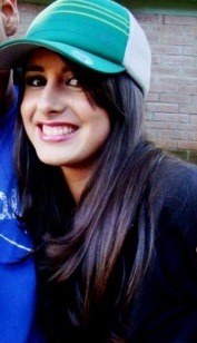 E o meu melhor sorriso, sempre vai ser aquele que só você conseguia me roubar. Aquele cujo eu nunca vou conseguir repetir com ninguém, onde eu estiver