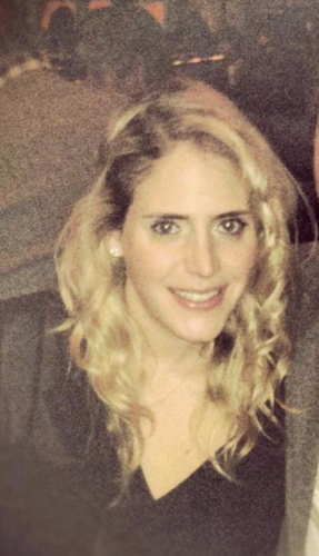 CareyAlana's profile picture. Copywriter @Bloomingdales. Irrational Lover of Marshmallows.