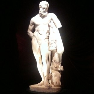 alexandr_beliy's profile picture. «Слышу голос из Прекрасного Далека, Он зовет меня в волшебные края, Слышу голос, голос спрашивает стрoго: А сегодня что для завтра сделал я?» #СССР #Россия