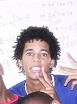 Quem caminha sozinho pode até chegar mais rápido, mas aquele que vai acompanhado, com certeza vai mais longe.