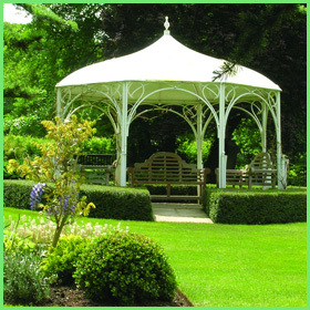 Lots of landscape design ideas to create a beautiful yard!