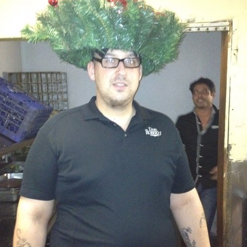 JonathanYorky27's profile picture. 