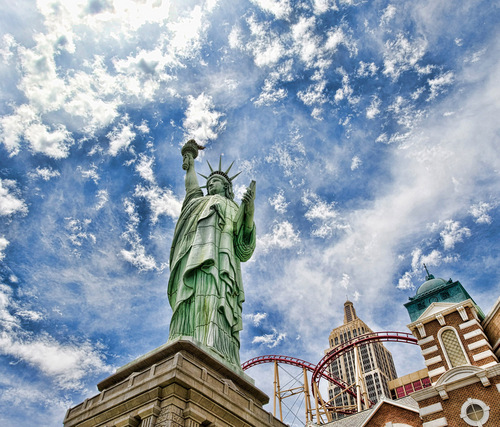 virtuel46's profile picture. Reporter Politique