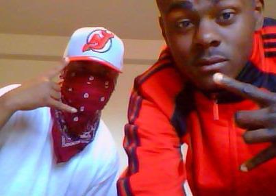 1700 block mob piru #insayne , r.i.p. drizzy fly high ty free brazy ru , ti missing my bros ligh its dubbside or nothin #hannnnnnnn