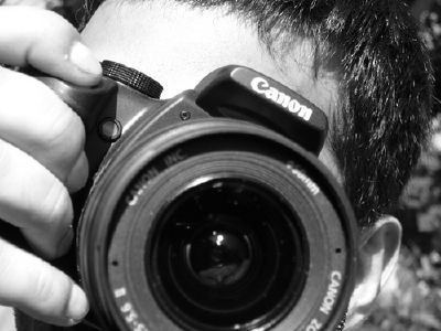Estudiante de Negocios Internacionales-Universidad Pontificia Javeriana, Estudio Fotografia Profesional (1992)