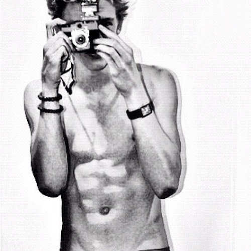 Only here to support a blue-eyed Australian hottie♥  Cody will always have #Class (;