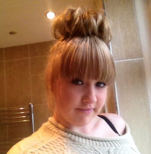 darcyrochellem1's profile picture. Y.O.L.O!3              you can love me and like me? or you can slag me off and hurt me simples??? follow me and i will follow back!!!!! :D 3