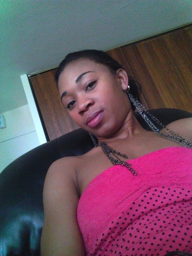 lilbootycutie23's profile picture. love me or hate me i don't give fuck .....i was born in Jamaica i love ma country to dead,im a simple person with a big heart...