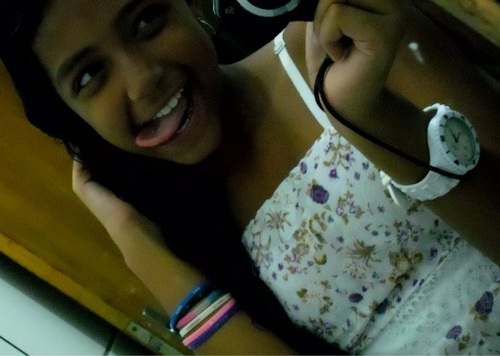 ;*' Bio ? Até ia escrever uma legalzinha,mais meu marido tá me chamando alí         - @Njr92 

http://t.co/C3V8klH8YA