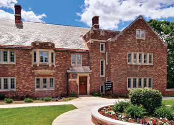 Hope Lodge Hospitality House is a program of ACS providing free temporary lodging for cancer patients and caregivers 40 miles or more outside of Rochester, NY.