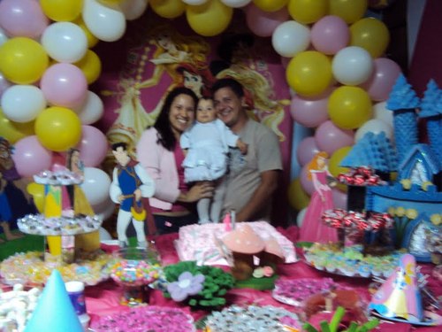 Sou uma apaixonada por Deus e pela minha familia...*SENHOR, obrigada por tudo*
