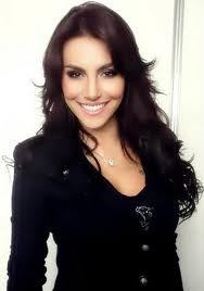 Melanie Fronckowiak Uma pessoa q mudou my vida  antes era só uma menina normal agr eu sou uma FÃ eu te amo mto Pimenta! @melfronckowiak.