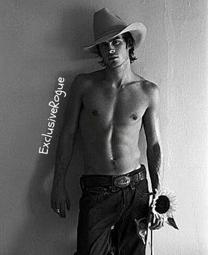 Don't fall, cause there's no telling if I'll catch you. I'm just here for fun. Country boy, don't be fooled, I'm authentic. -18+RP-Single-