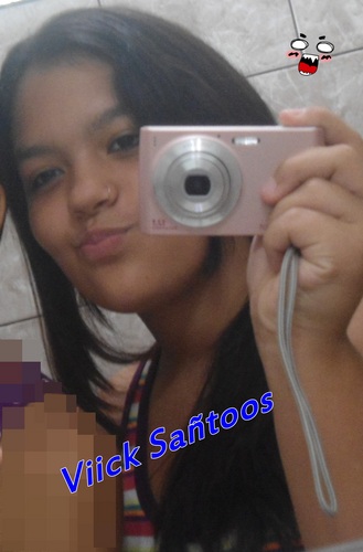 Uma menina alegre, que gosta de viver!