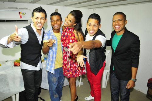 Dedicado a:
Rayane Silva, Paulo Vitor, Naym de Oliveira, Rafael Souza, João Batista!
http://t.co/qouv6lZGEA