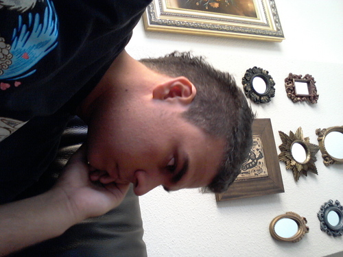 DavidTorbuen's profile picture. personaje vago, muy vago, fan de dormir una cantidad de horas indecentes al día y un enamorado mas de la música reggae