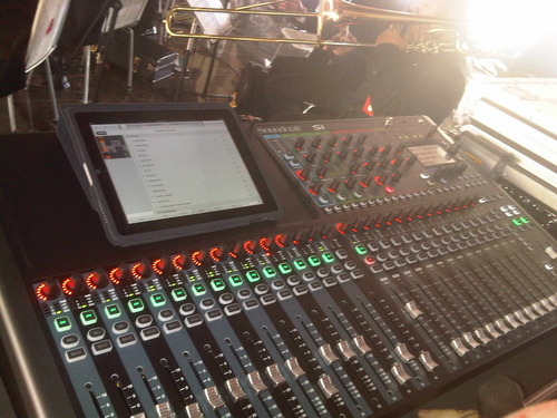 Organización para Alquiler de Audio profesional e Iluminación para todo tipo de Eventos Bodas Fiestas 15 años y eventos en general como Conferencia publicidad