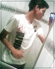 Ousado e observador da vida e suas façanhas! simplismente um louco sonhador...              (mas pra louco do q pra sonhador) ------msn:matews-@hotmail.com...