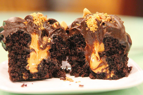 FatKidProblemos's profile picture. For the FatKid in all of us that may or may not have eaten a stick of butter last night.
The name says it all. 
Paula Dean is our idol!