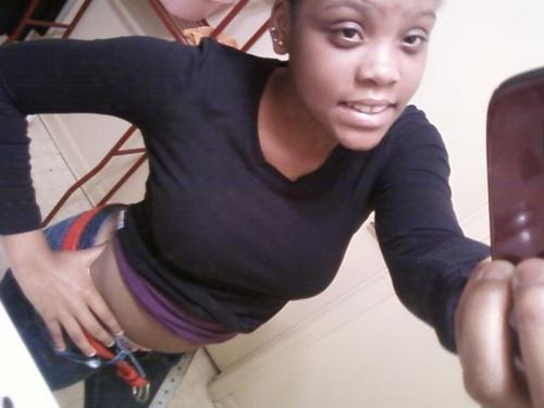 name domo ; but fck you pay me ( : 
jz click tha follow button & i'll follow you bck .