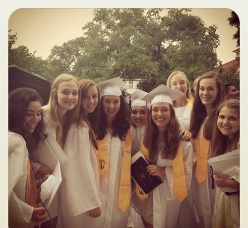 301qrew's profile picture. Just eight gurlz and we're having a good time