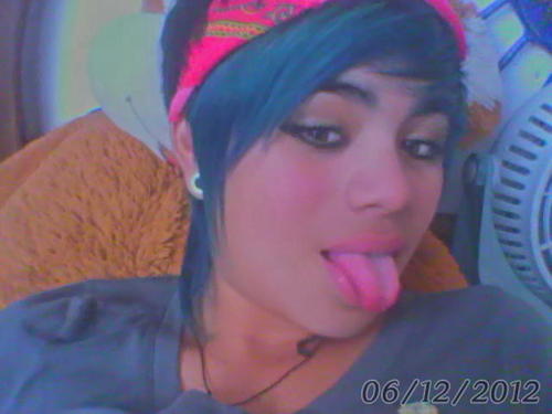 acerka de mii.. simplemente konoceme y sabras komo sooy !! ;)  3 MR. COore...