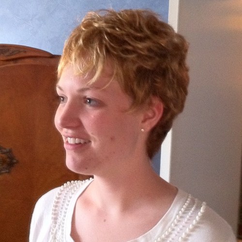 EmilyBTweetin's profile picture. 