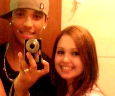 buscar o melhor de vida em tudo que você faz , veja que a felicidade se faz em um momento de amor e de paz ♪