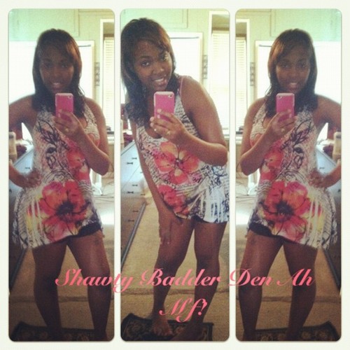 iim diiara,, umm yu no liil boosie's wiife,, iim a niice person at tiimes but anyways,,