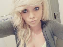 GenesisRosee Profile Picture