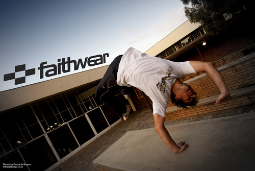 Student of Faith // Website & Graphic Designer // Freerunner at Sabotage Elite // Lover of Trees