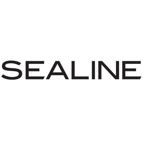The Difference is Everything. Sealine International,
luxury motor yachts from 35 – 60 feet.
