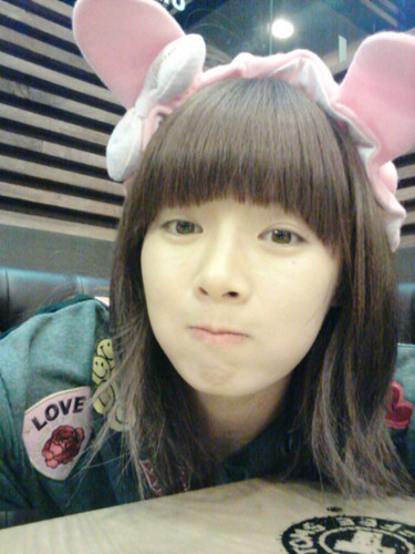 verified roleplayer of kim hyun ah from @Mnet_RP I 92 line I rapper I let's be friends :3