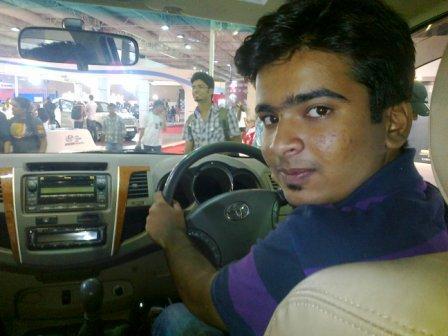 AbhiDeshmukh2's profile picture. 