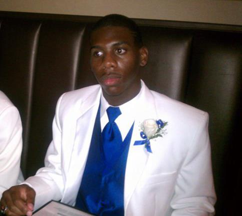 IM all bout my money love to go out n have fun....