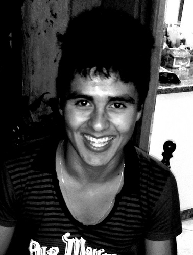 'Viver um diα de cαdα vez, sentir sαudαde e nαo ter medo de chorαr(8)