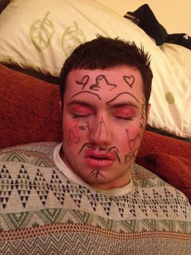 Rocketship builder, rolling expert, mcdonalds king, fat wee man, loves scratching feet, and taking drugs. I bloody love drugs.

The Man The Myth The Legend