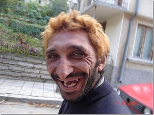 Soy un guapo que va evolucionando a feo a medida que usted se va acercando.