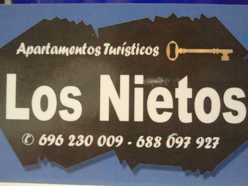 apartamentos turisticos ( los nietos)