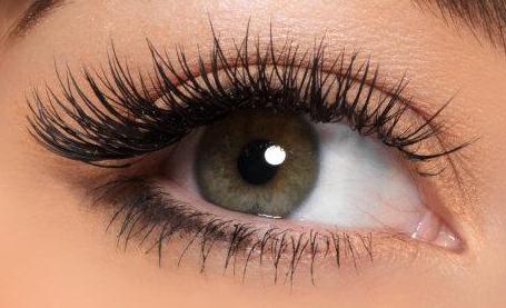 Loox opleidingen. haar-, make-up, wimperverlenging, en wimperpermanent cursussen.
