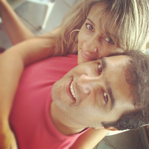 Amo minha família e busco todos os dias ser uma mulher segundo o coração de Deus.