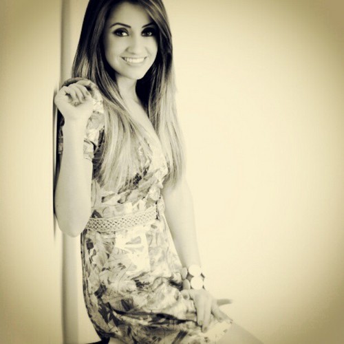Fc dedicado a cantora @kariellegontijo Oficializado dia: 27/05/2012 Administradora: @Nathi_Villares
♥ FamiliaGontijoParaTodoOSempre ♥