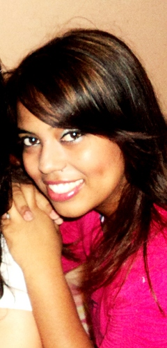 Filha do Deus Altissimo....Princesa do Senhor... E o resto é o resto....Só seguindo pra saber..... bju´s