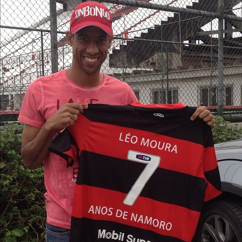 FCO Dedicado em Especial Pro @leomoura2 desde 08/03/11 Pois admiramos&'Amamos muito ele. Oficializado e Seguido dia 14/03/11 õ/ Dona:Namdi Moderadora:Laris
