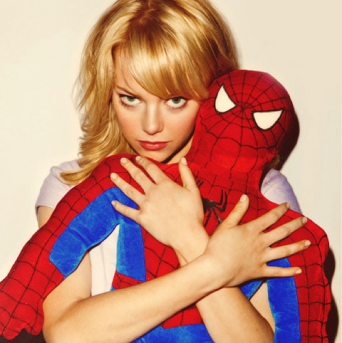 EMMAFALSE's profile picture. 